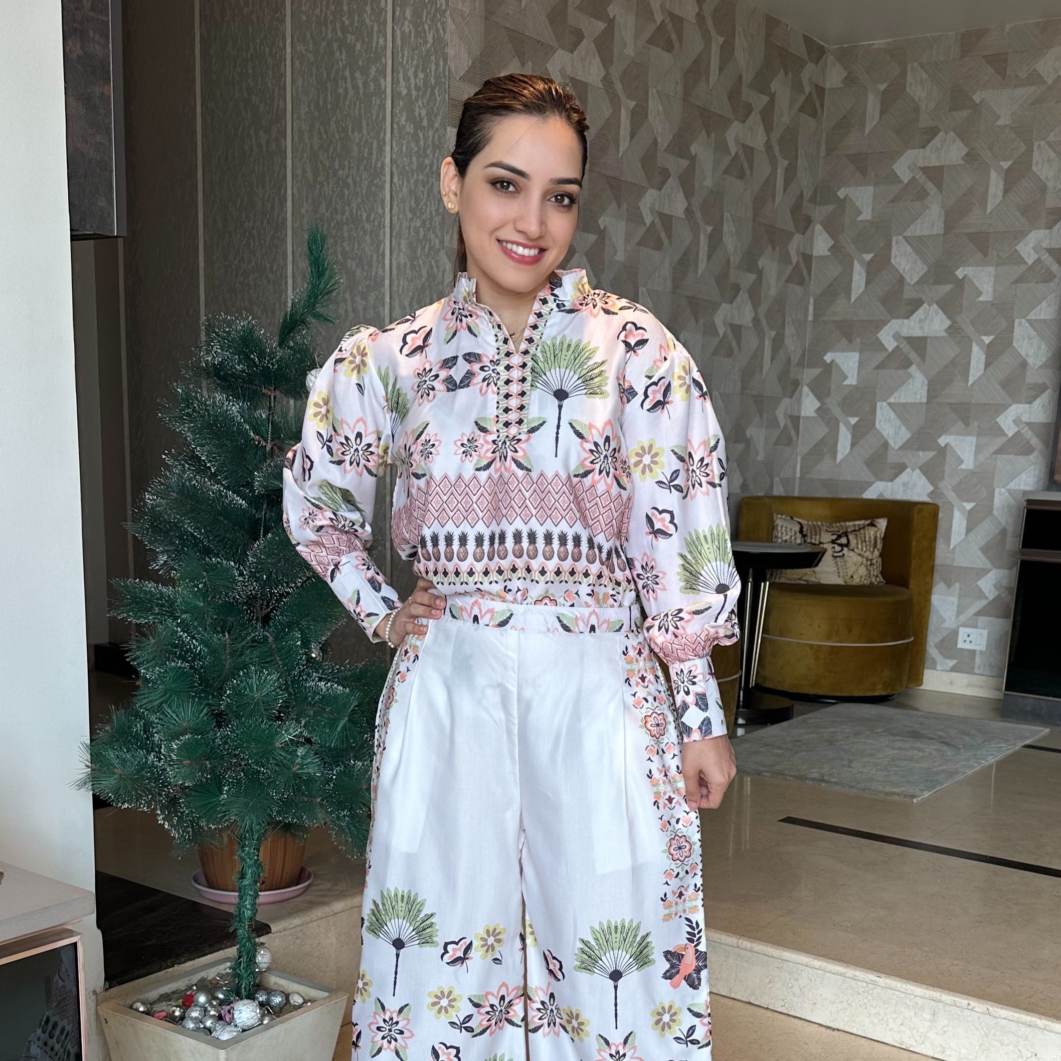 Crop-style Tropical Pattern Coord Set